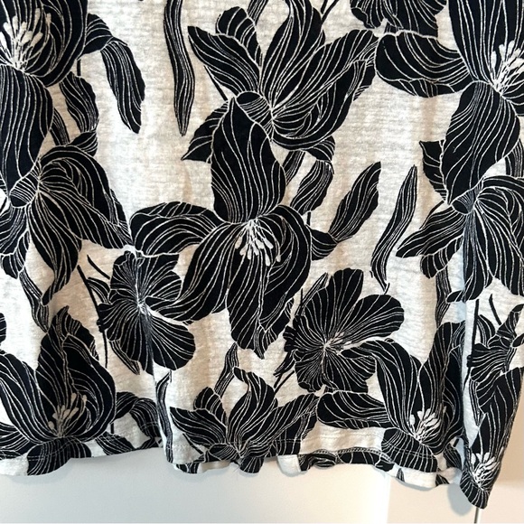 Tahari Women's Black and White Floral 100% Linen Tee in Size‎ L - Picture 4 of 9